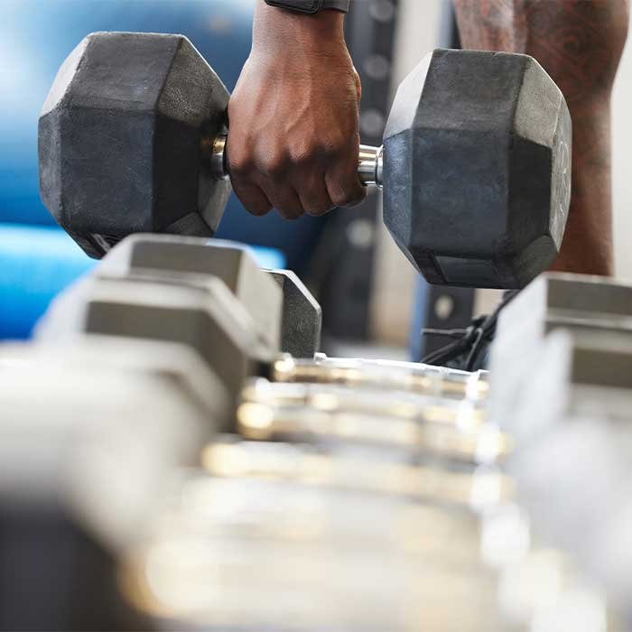 Attrezzature della sala pesi JLG Fitness a Gerenzano